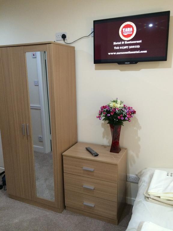 Langholm Zara Continental Hotel الغرفة الصورة